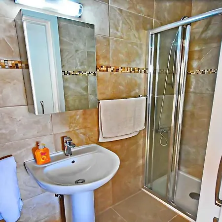 Villa Beautiful 4 Bedroom