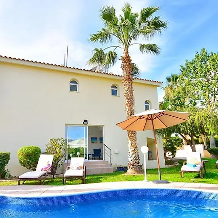 Villa Beautiful 4 Bedroom Coral Bay